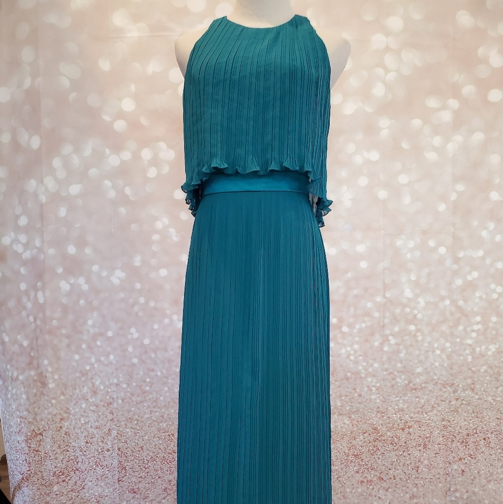 NWT After Six Sleeveless Chiffon Pleated Gown